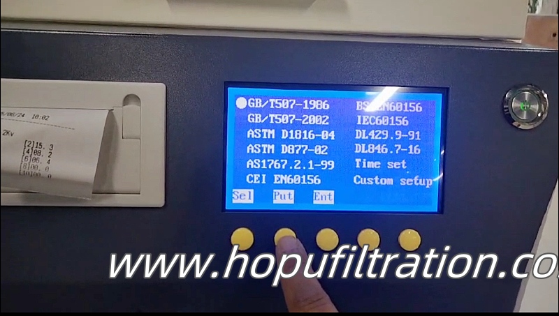 ASTMD Standard Battery Insulation Oil Breakdown Voltage Tester Installed Temperature Sensor